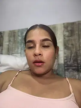 Valery lux16 online show from February 26, 2026, 8:31 pm
