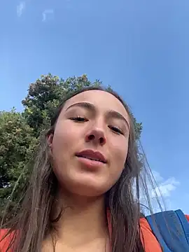 Innerpeace  online show from November 14, 2025, 8:23 pm