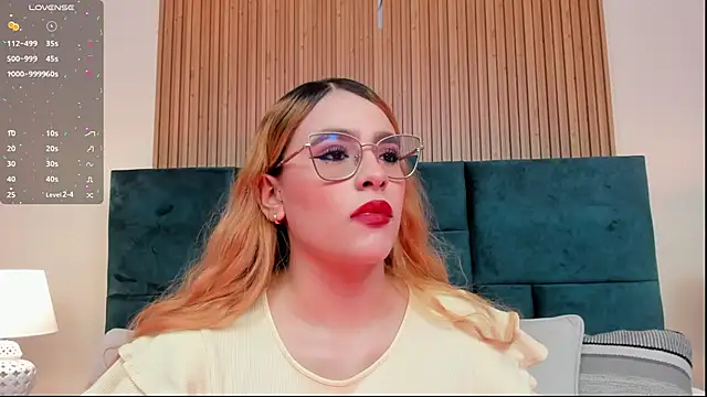 Amber kiss  online show from May 18, 2026, 6:56 pm