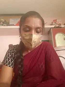 Snapshot of Tamil_Swathi chatting on February 13, 2026, 11:43 am Tamil Swathi online show from February 13, 2026, 11:43 am