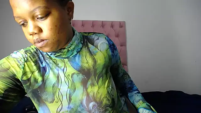 Juiceybileh online show from February 17, 2026, 7:33 pm