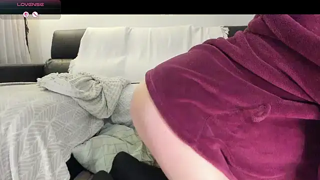 BulmaCeibe online show from February 8, 2026, 1:47 am