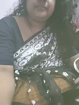 Deborbhavi222 online show from June 9, 2026, 3:24 pm
