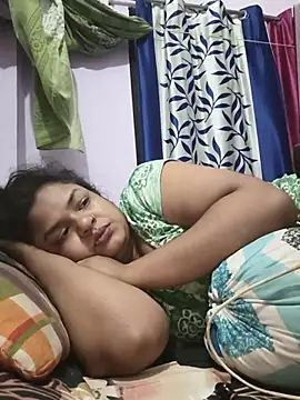 Deborbhavi222 online show from July 31, 2026, 7:00 pm