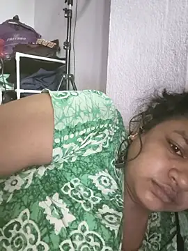 Deborbhavi222 online show from June 27, 2026, 7:58 am