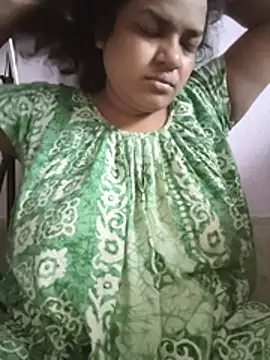 Deborbhavi222 online show from July 17, 2026, 8:44 am
