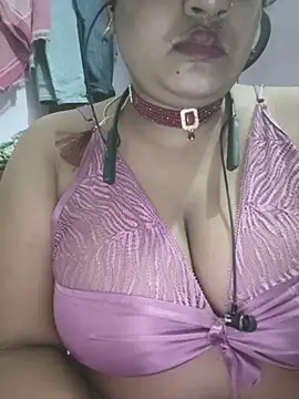 Deborbhavi222 online show from June 25, 2026, 5:18 pm