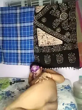 Deborbhavi222 online show from November 3, 2025, 10:02 pm