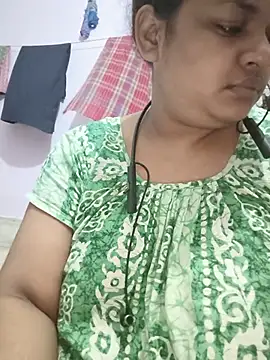 Deborbhavi222 online show from July 21, 2026, 6:09 pm