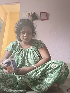 Deborbhavi222 online show from July 29, 2026, 4:12 am