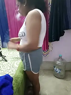 Deborbhavi222 online show from December 15, 2025, 11:49 am