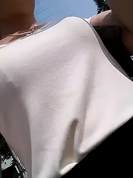 Snapshot of dorothyxx chatting on March 2, 2026, 7:37 am dorothyxx online show from March 2, 2026, 7:37 am