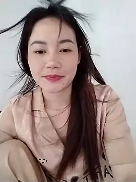 dorothyxx online show from May 5, 2026, 3:31 am