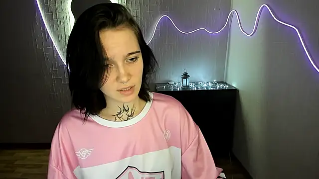 Elastikisss online show from February 24, 2026, 7:48 pm