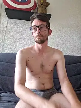 nymphomaniecouple online show from June 27, 2026, 6:30 am