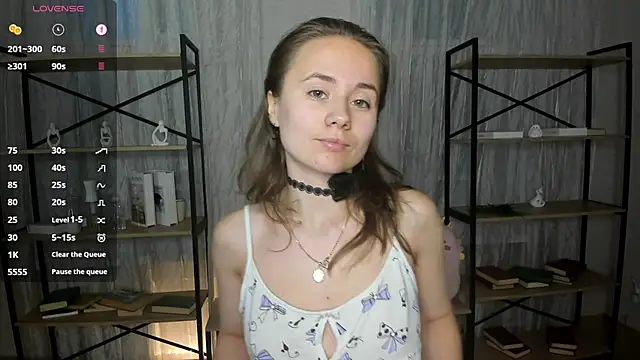 Crysta1Eva  online show from June 17, 2026, 7:13 pm