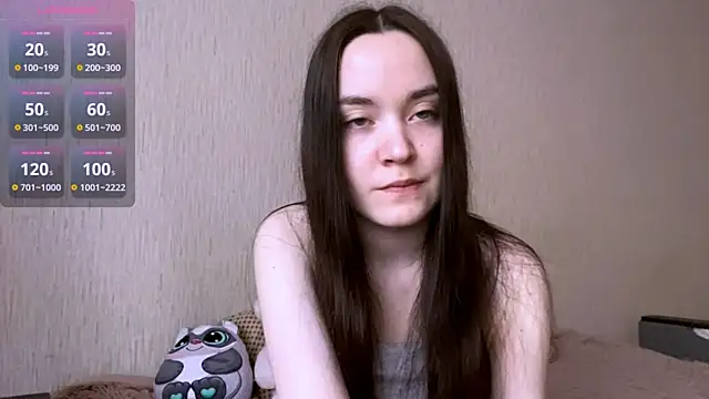 VividSienna online show from May 6, 2026, 2:10 pm