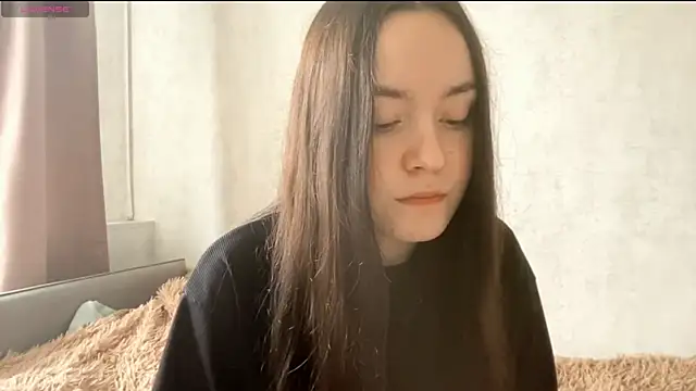 VividSienna online show from September 27, 2025, 6:19 am