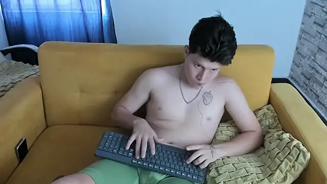 daniel leon online show from April 10, 2026, 6:48 pm