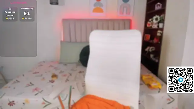 danika moriii online show from October 8, 2025, 8:09 pm