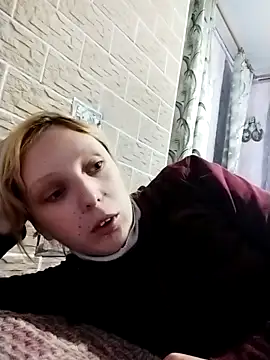 Ponka2011 online show from October 14, 2025, 5:19 am