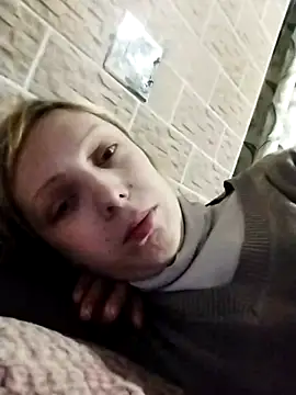 Ponka2011 online show from November 16, 2025, 6:18 am