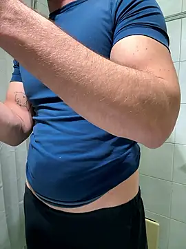 giovan2020 online show from January 9, 2026, 10:06 pm