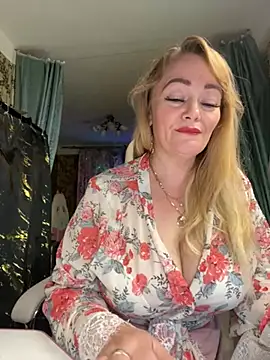 Sweet-blonde online show from July 9, 2026, 10:09 pm