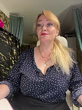 Sweet-blonde online show from July 15, 2026, 9:00 pm
