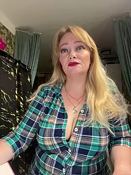 Sweet-blonde online show from July 31, 2026, 10:07 pm