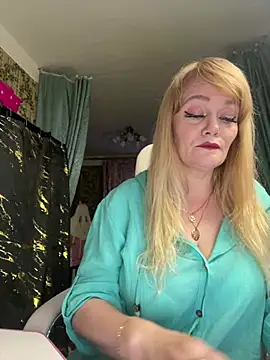 Sweet-blonde online show from August 6, 2026, 11:11 pm