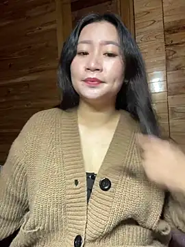 violet-00 online show from February 4, 2026, 7:03 am