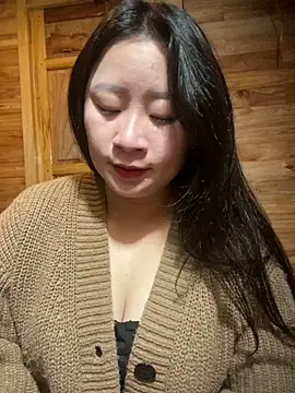 Snapshot of violet-00 chatting on February 25, 2026, 1:50 am violet-00 online show from February 25, 2026, 1:50 am