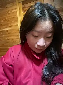 Snapshot of violet-00 chatting on March 8, 2026, 6:17 am violet-00 online show from March 8, 2026, 6:17 am