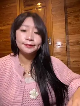 violet-00 online show from November 13, 2025, 12:47 am