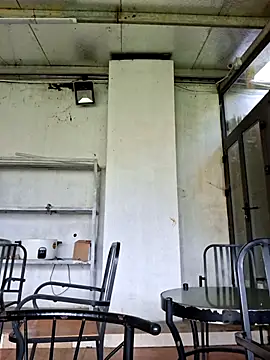 xuxulovezz online show from October 18, 2025, 4:47 am