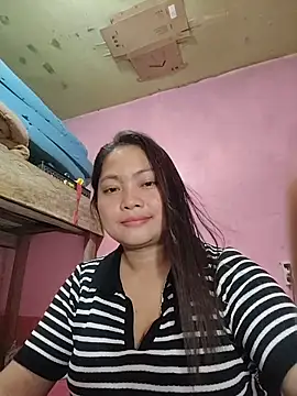 radiantbloom online show from January 18, 2026, 12:30 pm