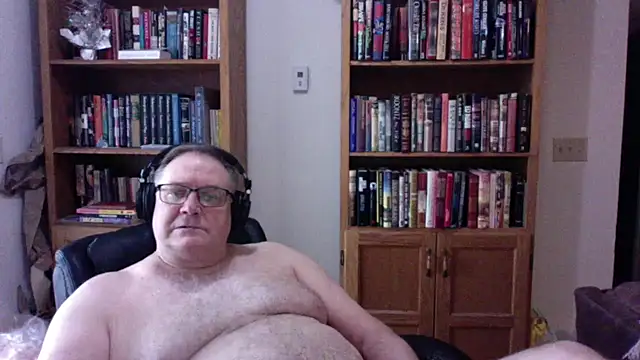 Snapshot of Vinyl22@xh chatting on July 19, 2026, 6:48 pm Vinyl22xh online show from July 19, 2026, 6:48 pm