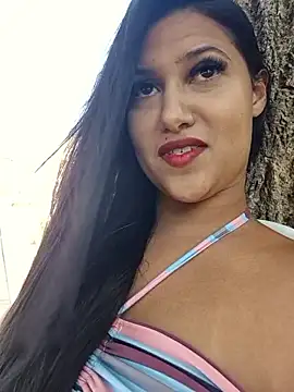 graziele00 online show from May 6, 2026, 12:31 pm