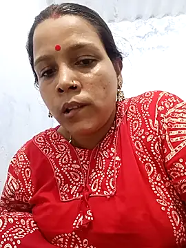 reya743 online show from October 13, 2025, 9:22 am