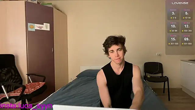 luca syn online show from October 1, 2025, 1:37 pm