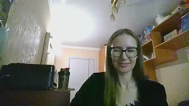 Norivann online show from October 7, 2025, 9:43 am