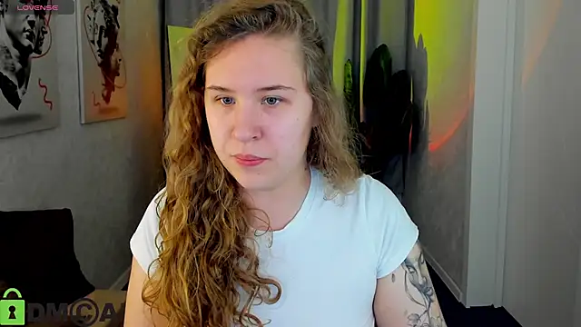 Elsie Cutties online show from May 2, 2026, 1:11 am