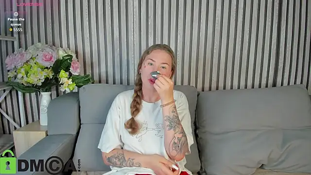 Elsie Cutties online show from October 4, 2025, 1:07 am