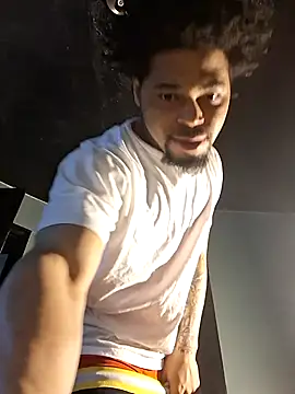 Snapshot of Painstickwes chatting on March 20, 2026, 5:03 pm Painstickwes online show from March 20, 2026, 5:03 pm