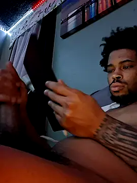 Snapshot of Painstickwes chatting on February 9, 2026, 7:28 am Painstickwes online show from February 9, 2026, 7:28 am