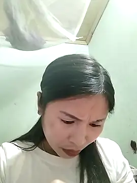 Mai4568 online show from October 8, 2025, 2:07 pm