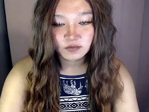 Eyes-on-me online show from February 5, 2026, 7:26 am