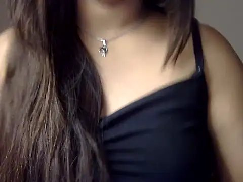 Aaliya02 online show from October 25, 2025, 9:30 am