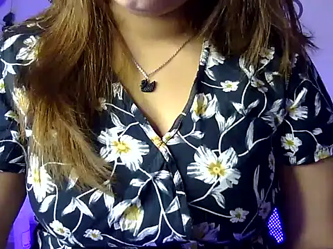 Snapshot of Aaliya02 chatting on February 19, 2026, 3:58 am Aaliya02 online show from February 19, 2026, 3:58 am